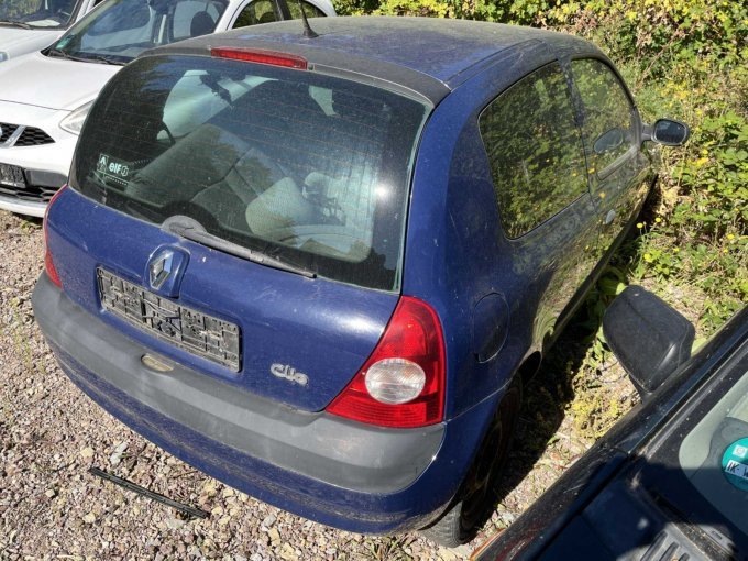 1 Renault Clio -Typ B (Bastlerfahrzeug) – foto 3 – kavel bij Zoll-Auktion, Erfurt