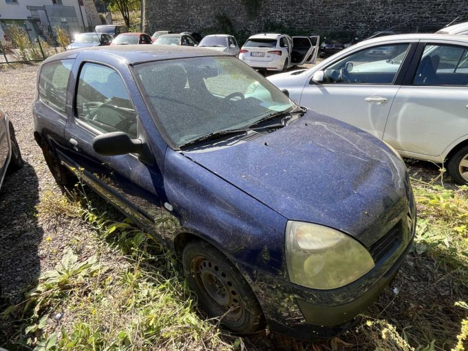 1 Renault Clio -Typ B (Bastlerfahrzeug) – foto 2 – kavel bij Zoll-Auktion, Erfurt