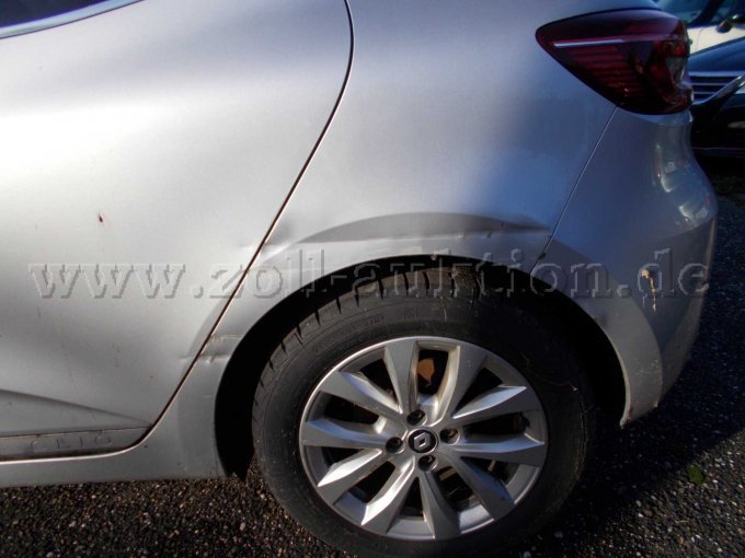 Streifschaden Fahrerseite