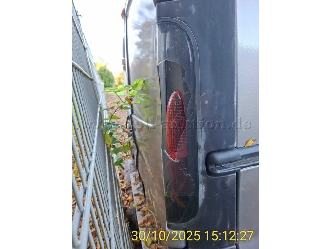 Renault FL Traffic Rücklicht, Glas gebrochen