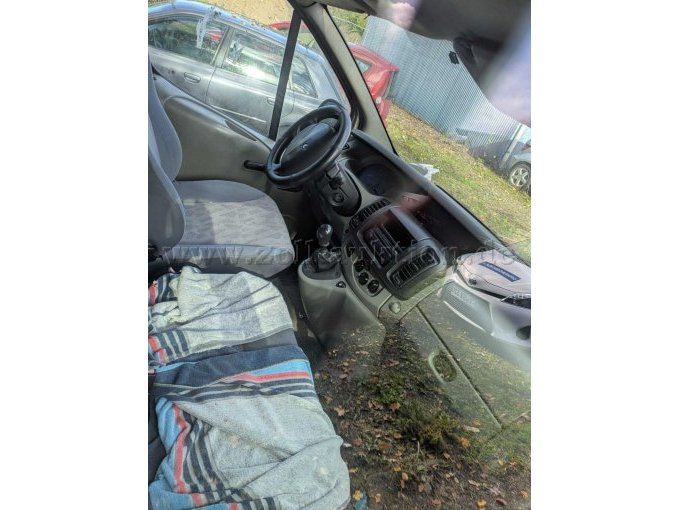 Renault FL Traffic Armaturenbrett Innenraum