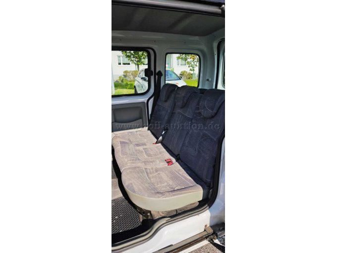 1 Renault Kangoo 1,9 l dCi 4x4 – foto 3 – kavel bij Zoll-Auktion, Deggendorf