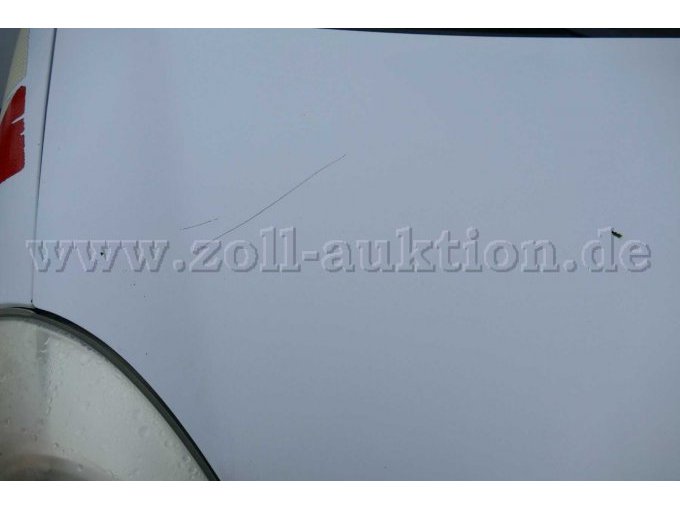 Kratzer Motorhaube