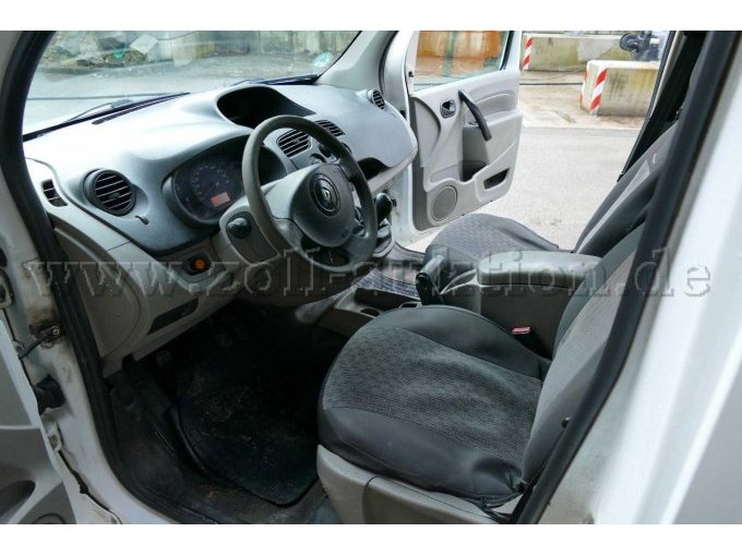 Innenraum Fahrerseite