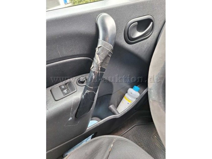 Detailbild Handgriff links