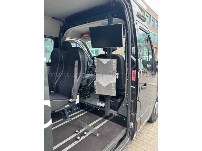 1 Renault Master Ausstellungsfahrzeug defekt (schwarz) – foto 8 – kavel bij Zoll-Auktion, Norderstedt