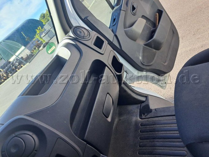 1 Renault Master Doppelkabine mit Pritsche 3-Seiten Kipper 3,5t – foto 9 – kavel bij Zoll-Auktion, Stahnsdorf