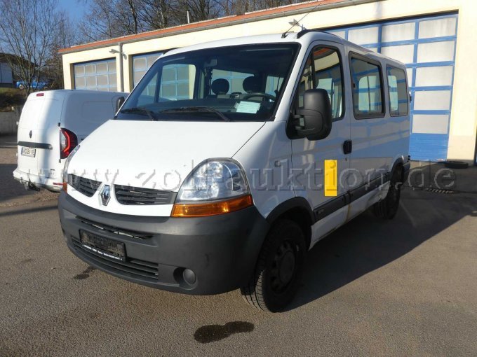 Außenansicht vorne links