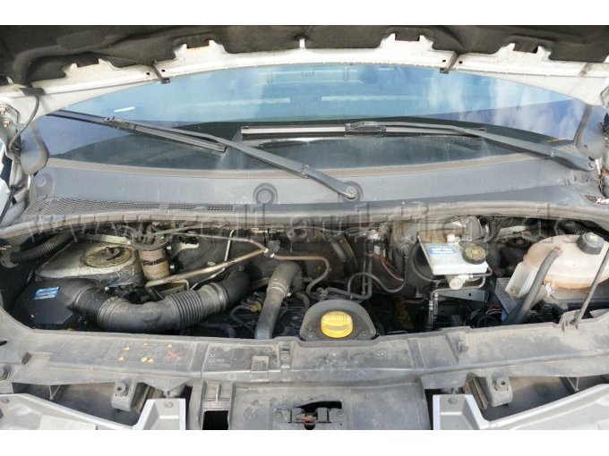 1 Renault Master bestelwagen / auto met schade & knutselauto – foto 6 – kavel bij Zoll-Auktion, Wandlitz