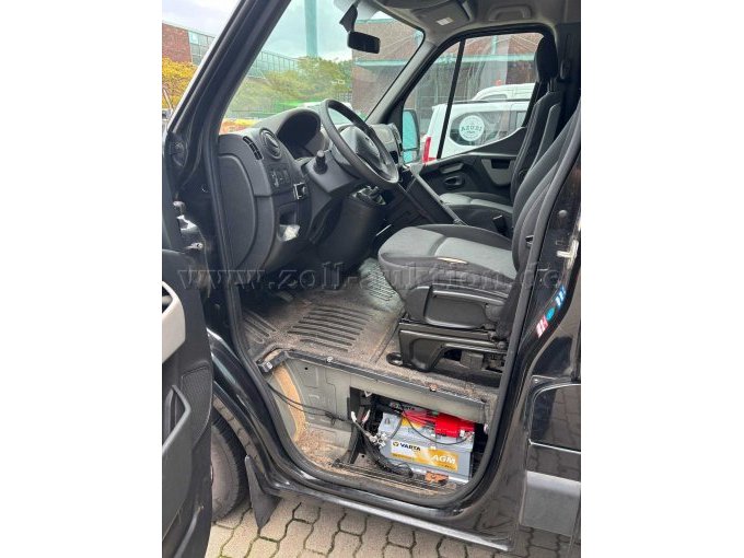 1 Renault Master Motorschaden (schwarz) – foto 5 – kavel bij Zoll-Auktion, Norderstedt