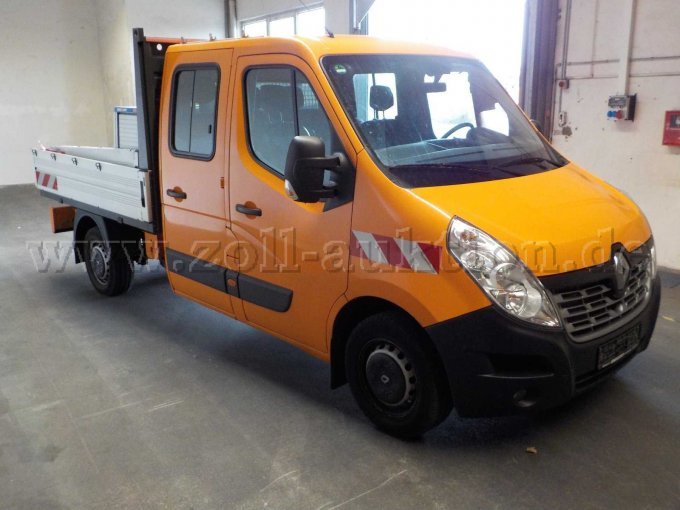 Front- und Seitenansicht Renault Master