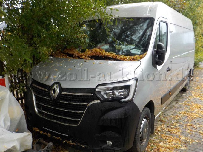 Front- und Seitenansicht Renault Master