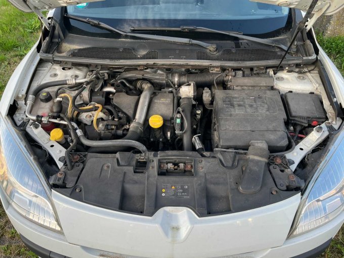 1 Renault Megane Grandtour Expression dCi 110 eco – foto 10 – kavel bij Zoll-Auktion, Geldern