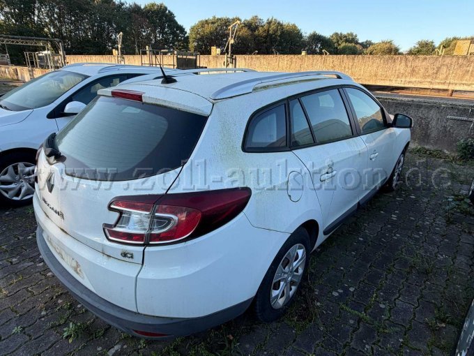 1 Renault Megane Grandtour Expression dCi 110 eco – foto 6 – kavel bij Zoll-Auktion, Goch