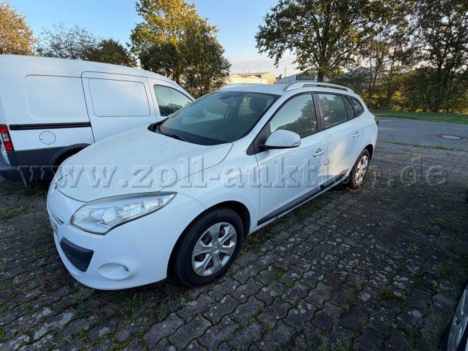 1 Renault Megane Grandtour Expression dCi 110 eco – foto 3 – kavel bij Zoll-Auktion, Goch
