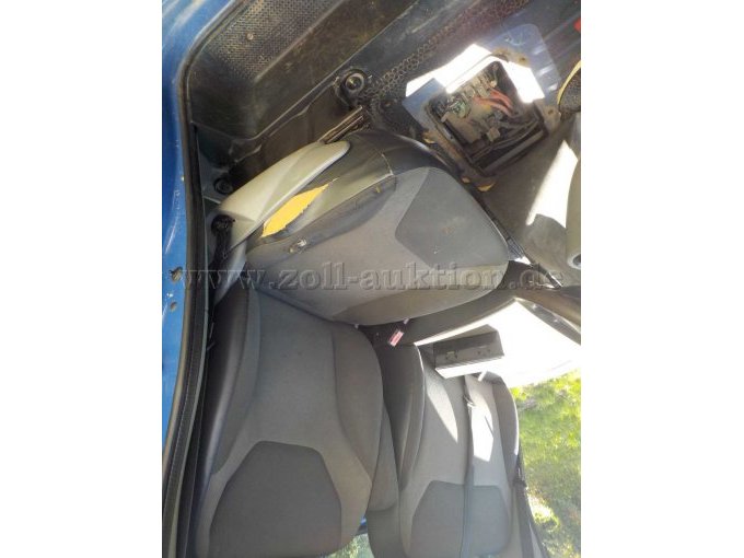 1 Renault Traffic Passenger DCI 115 (9-zitter) – foto 9 – kavel bij Zoll-Auktion, Veitshöchheim