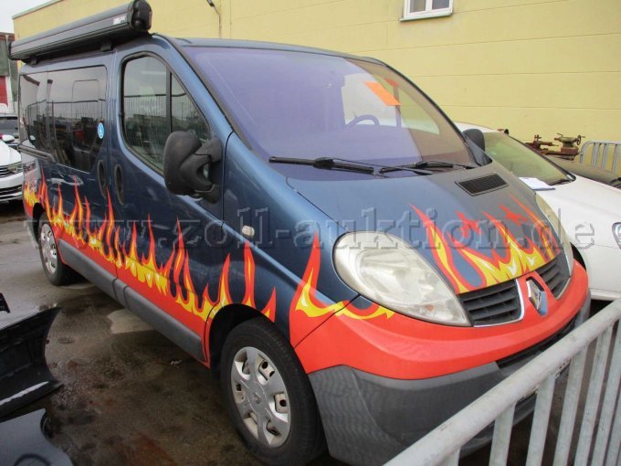 Ansicht der Beifahrerseite von vorn