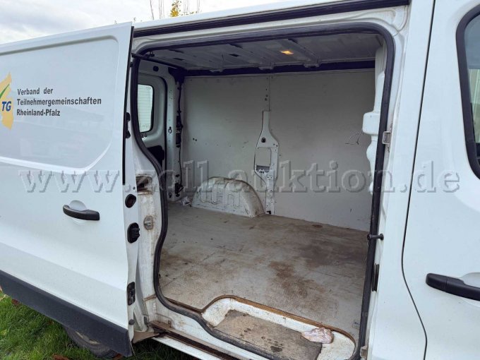 seitliche tür offen