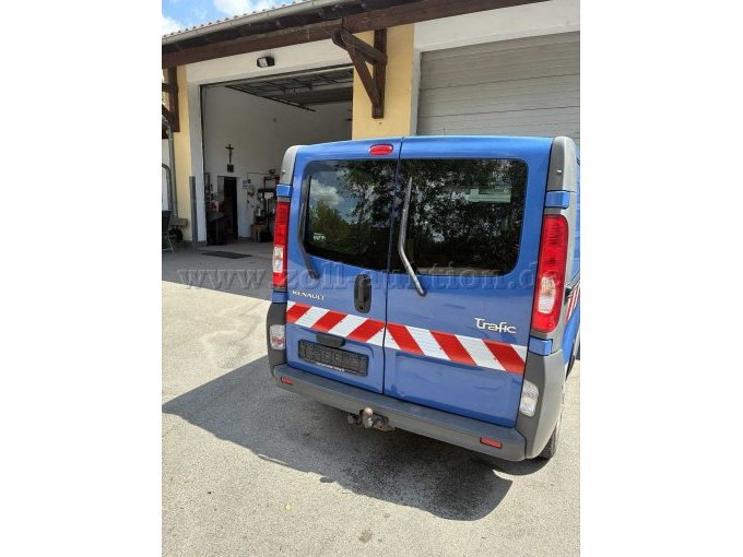 1 Renault Trafic II dCi 115 defect – foto 5 – kavel bij Zoll-Auktion, Steinach
