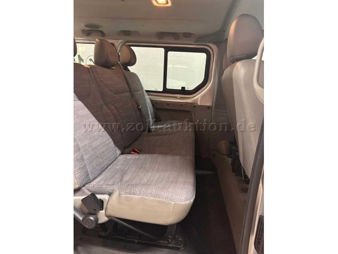 1 Renault Trafic L1H1 – brandweerwagen – 8 zitplaatsen – 107 kW – 57.842 km – foto 7 – kavel bij Zoll-Auktion, Bad Lauchstädt, Goethestadt