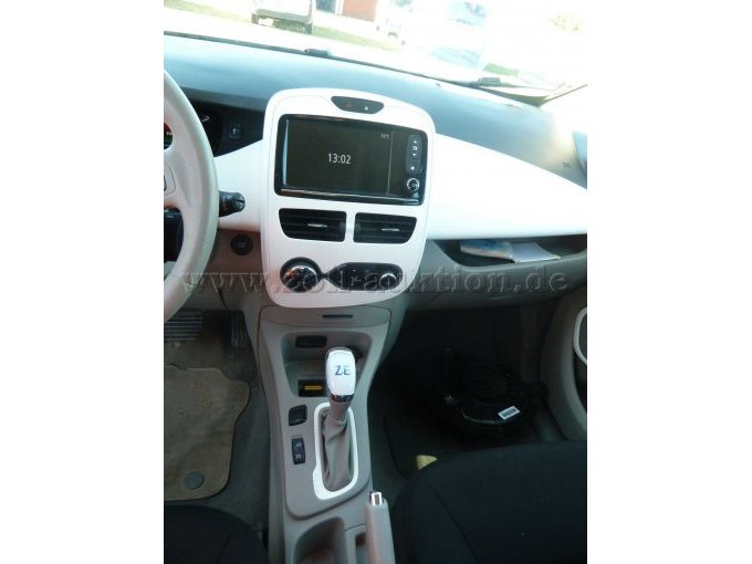 1 Renault Zoe Life Cargo Elektro - *Mietbatterie* *Totalschaden* – foto 8 – kavel bij Zoll-Auktion, Nürnberg