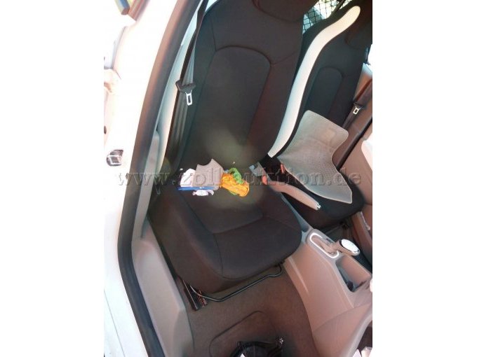 1 Renault Zoe Life Cargo Elektro - *Mietbatterie* *Totalschaden* – foto 12 – kavel bij Zoll-Auktion, Nürnberg