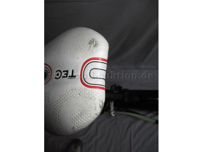 Teilansicht Sattel mit Abnutzungsspuren