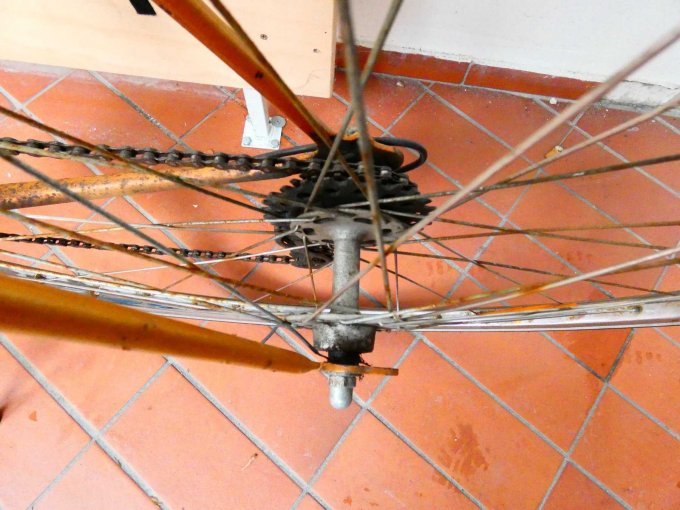 Rennrad Hercules Toledo_ hintere Achse