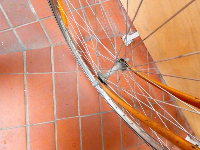 Rennrad Hercules Toledo_ Ansicht auf Vorderachse