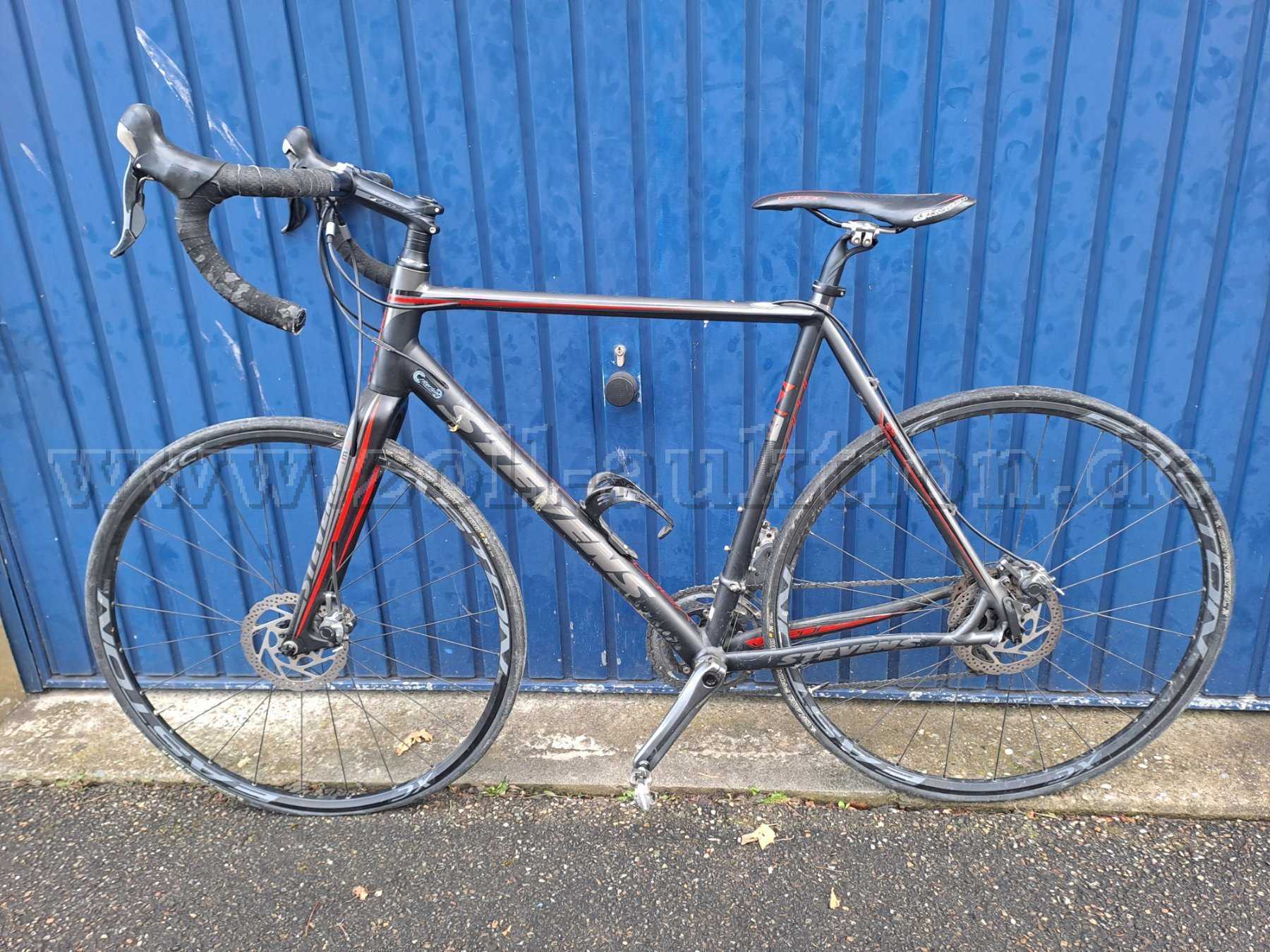 Seitenansicht des Auktionsgegenstandes