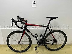 Rennrad von Scott, links
