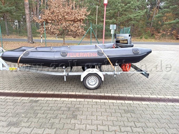 Schlauchboot + Trailer