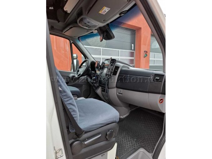 Fahrerraum/ Beifahrerraum