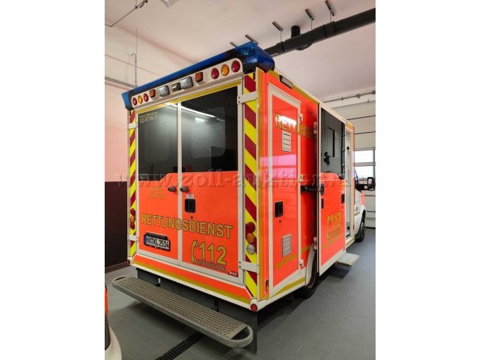 Heck- und Seitenansicht