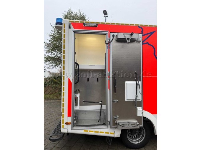 Rechte Seite Geräteraum O2