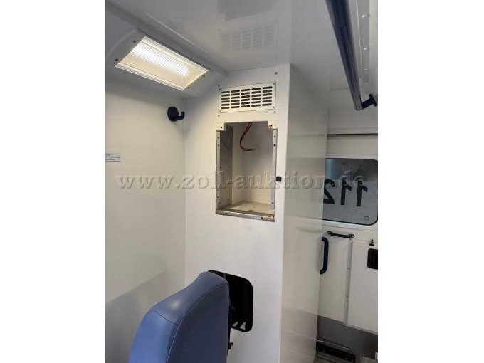 Medikamentenkühlschrank ist ausgebaut.