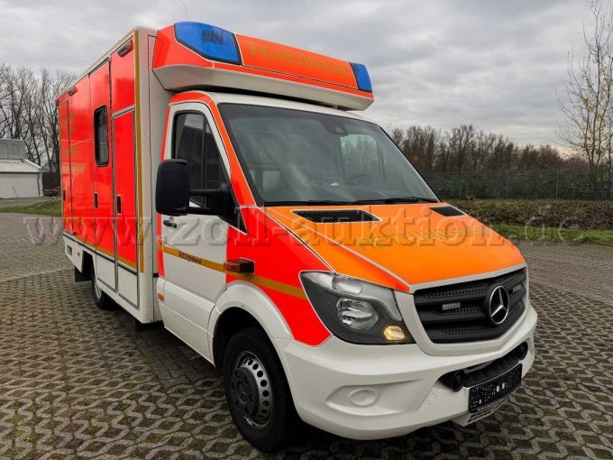 Diagonale vorne rechts