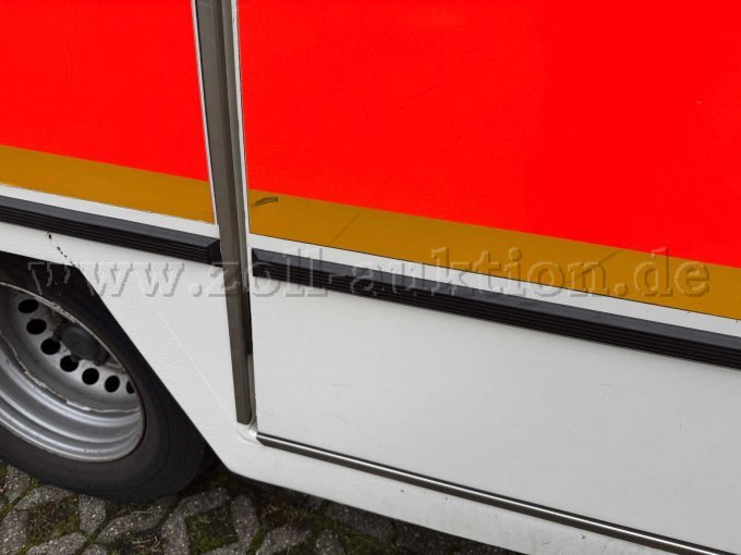 Folienschaden Patientenraumtür