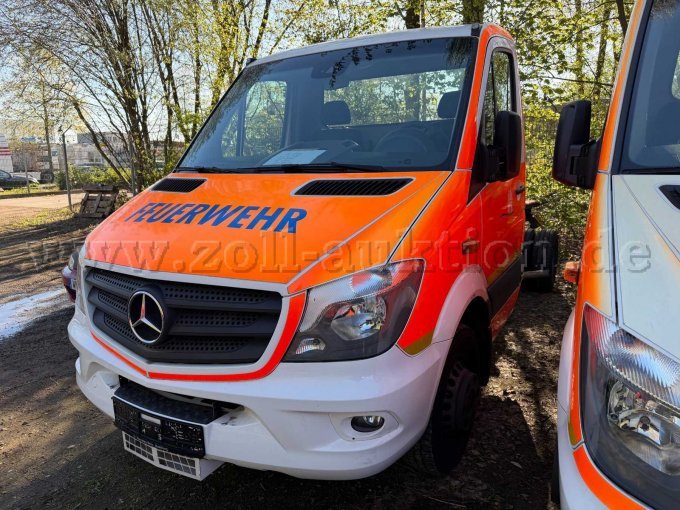 1 Rettungswagen-Fahrgestell Mercedes Benz 906 - (HH-2429) – kavel bij Zoll-Auktion, Hamburg