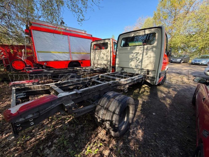 1 Rettungswagen-Fahrgestell Mercedes Benz 906 - (HH-2429) – foto 4 – kavel bij Zoll-Auktion, Hamburg