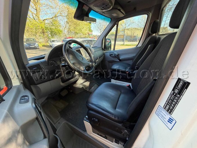 1 Rettungswagen-Fahrgestell Mercedes Benz 906 - (HH-2429) – foto 7 – kavel bij Zoll-Auktion, Hamburg