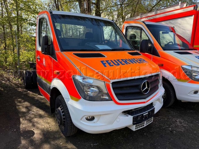 1 Rettungswagen-Fahrgestell Mercedes Benz 906 - (HH-2429) – foto 2 – kavel bij Zoll-Auktion, Hamburg