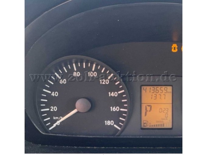 1 Rettungswagen (RTW) Mercedes-Benz Sprinter, EZ 2012, 413.659 km – foto 7 – kavel bij Zoll-Auktion, Helmstedt