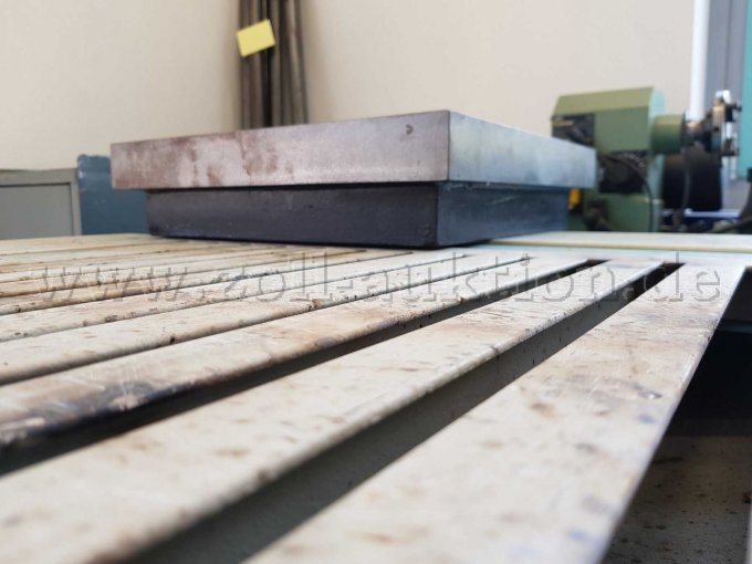 Richt- und Anreißplatte Seitenansicht nah