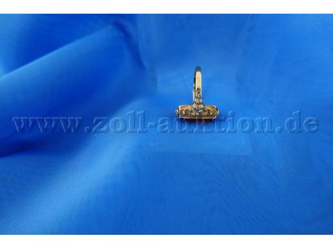 1 Ring 585er Gold mit 1 Granat – foto 4 – kavel bij Zoll-Auktion, Hamburg