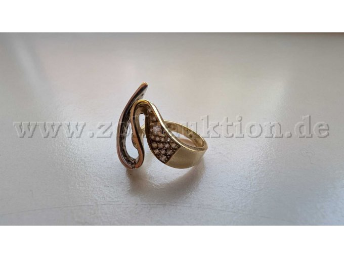 Ring 585er Gold mit weißen Steinen Seitenansicht