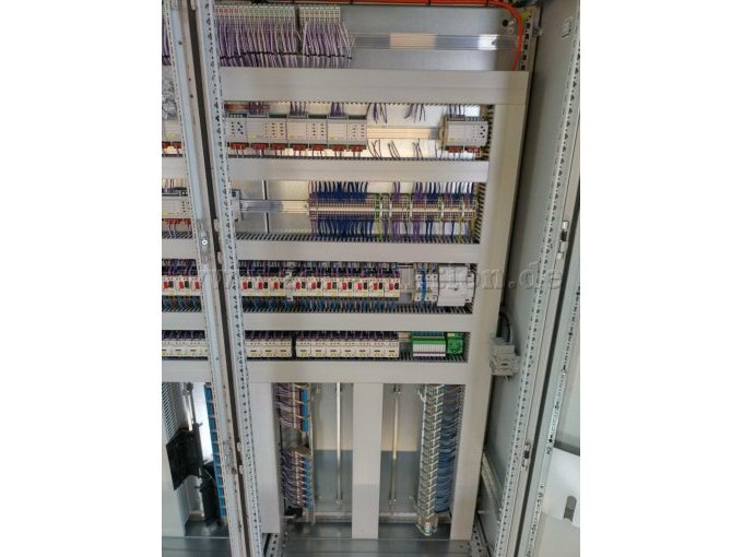 Innenaufbau rechte Seite gesamt