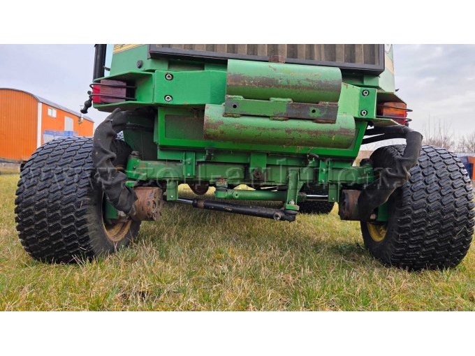 Blick von hinten auf die Hinterachse