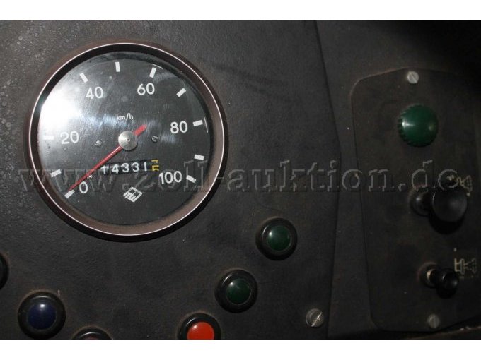 Tacho mit Kilometerstand