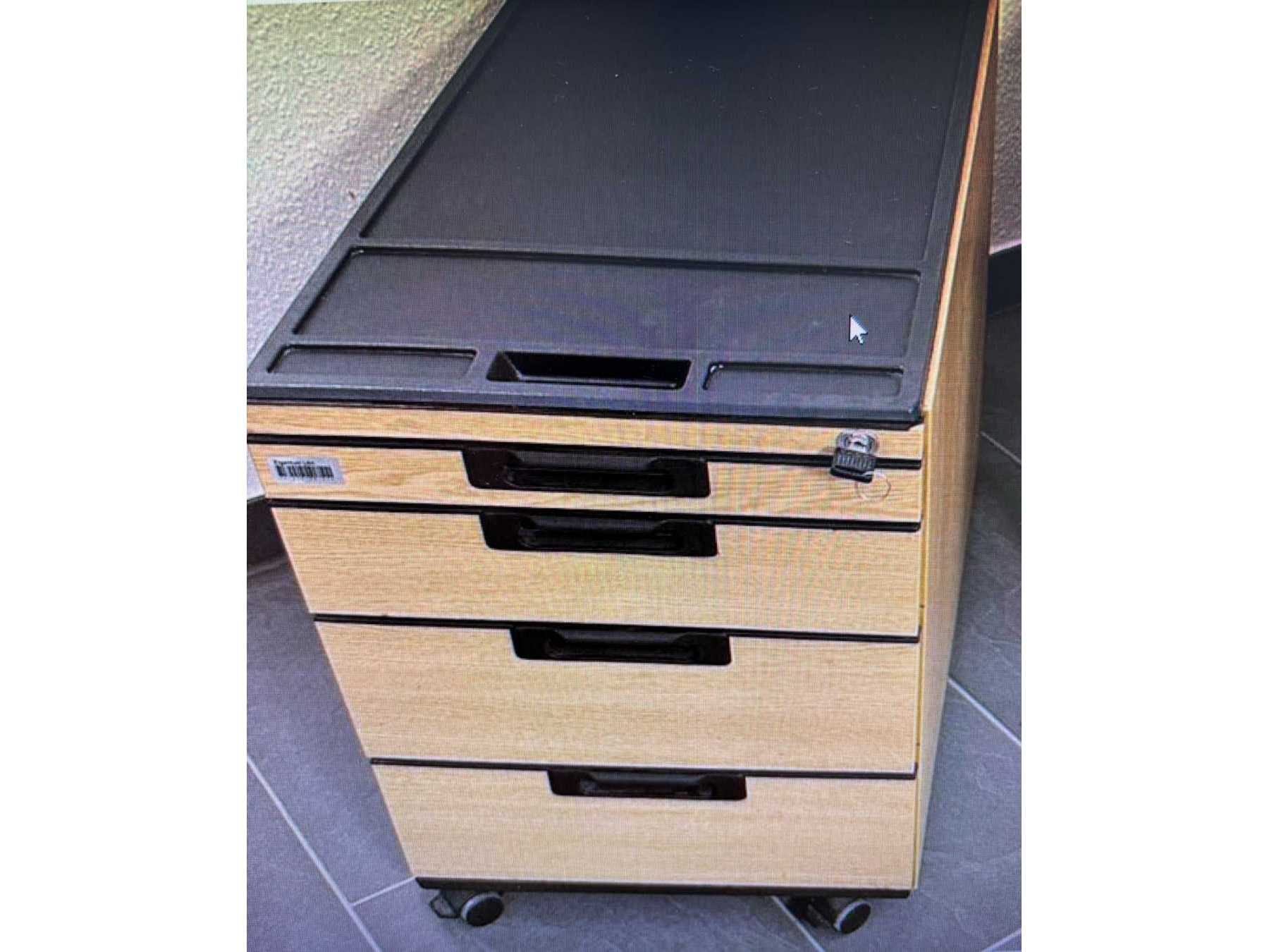 Rollcontainer